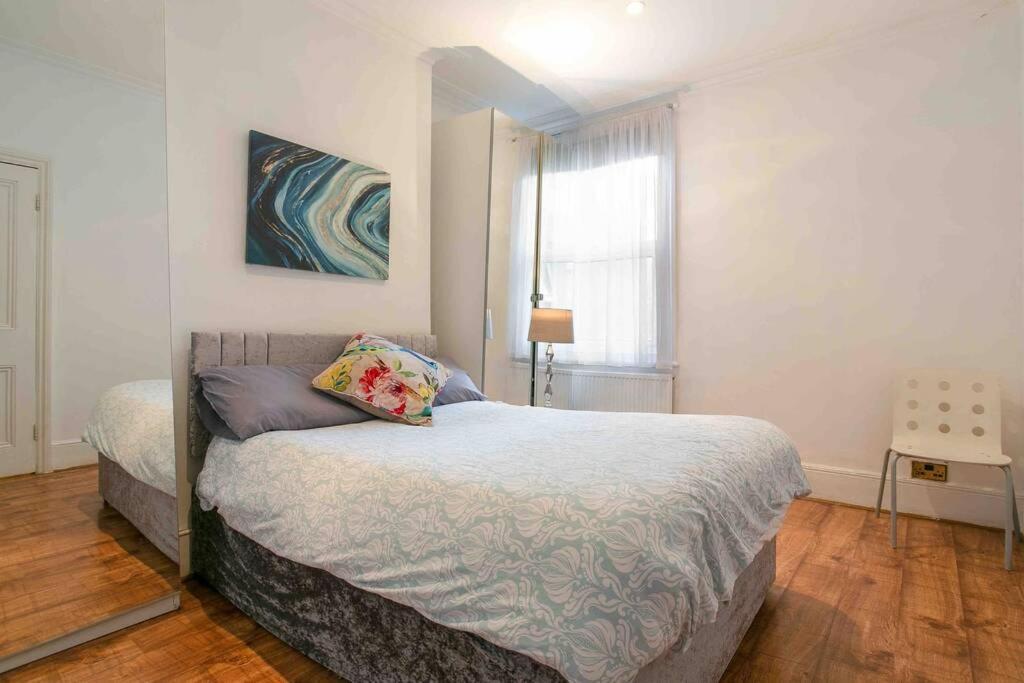 Large 3 Bedroom Modern Apartment Close To Central London Finchley Exterior photo