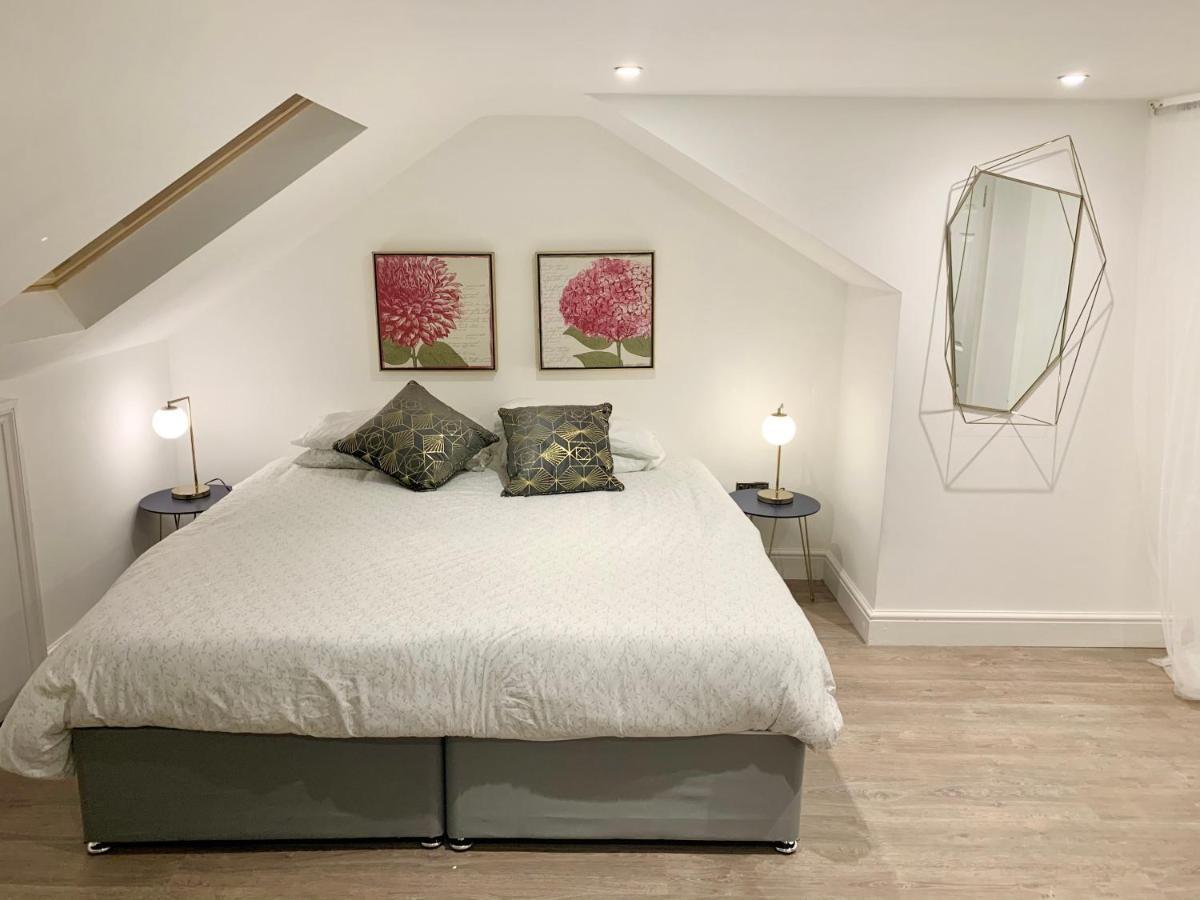 Large 3 Bedroom Modern Apartment Close To Central London Finchley Exterior photo